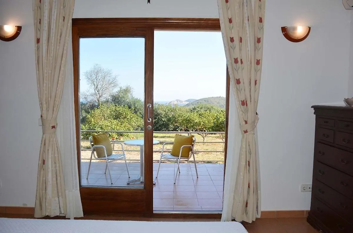 Charming Traditional Sea View Home Es Cana